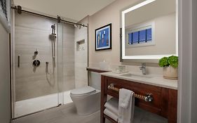 Hyannis Harbor Hotel (Adults Only)